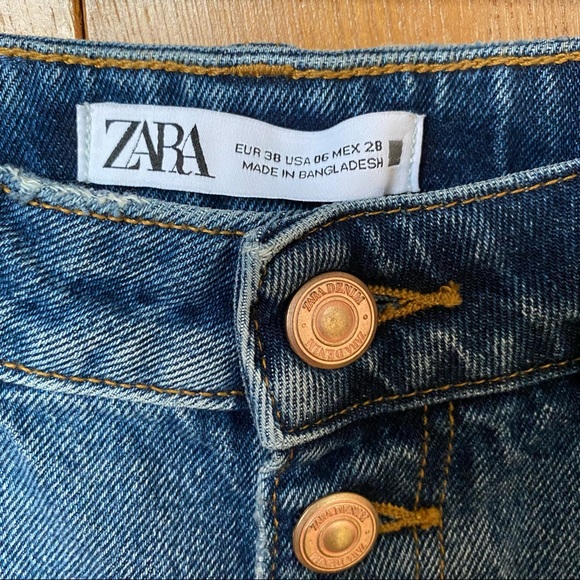 ZARA Ripped Button Jean Shorts - Picture 7 of 7